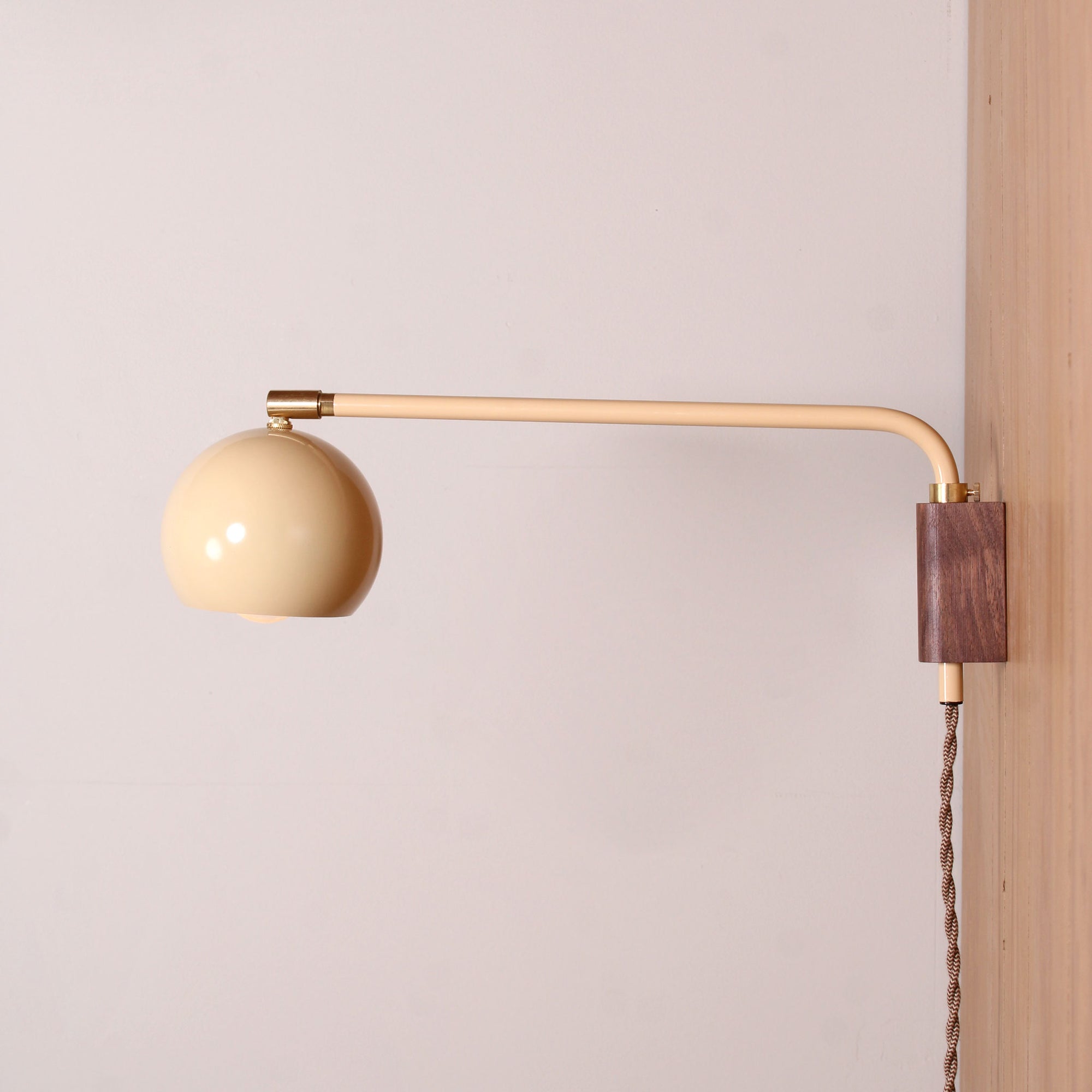 Lucky Lounge Lamp